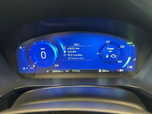 Used 2022 Ford Escape Titanium image 25