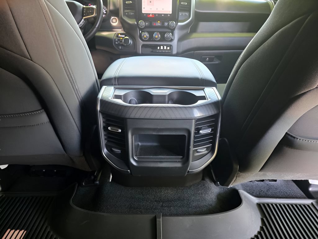 Used 2025 RAM 1500 Big Horn AWD/4WD image 7