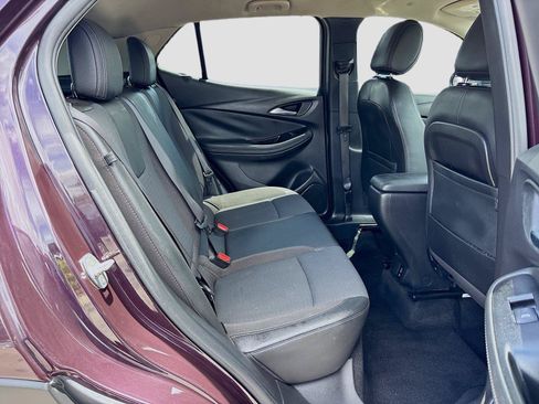 Used 2020 Buick Encore GX Preferred w/ Cold Weather Comfort Package FWD image 25