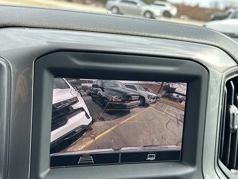 Used 2022 GMC Sierra 1500 Pro w/ Pro Value Package AWD/4WD image 24