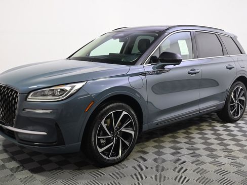 New 2026 Lincoln Corsair Grand Touring image 2