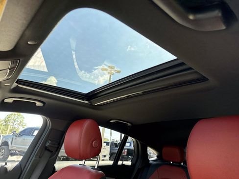 Certified 2022 Mercedes-Benz GLC 300 4MATIC Coupe image 23