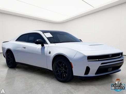 Used 2026 Dodge Charger Scat Pack AWD/4WD image 7