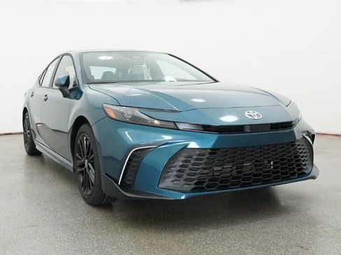 New 2026 Toyota Camry SE image 33