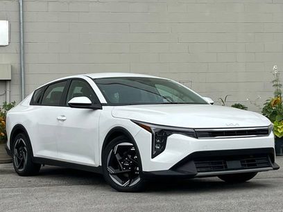 Certified 2025 Kia K4 EX