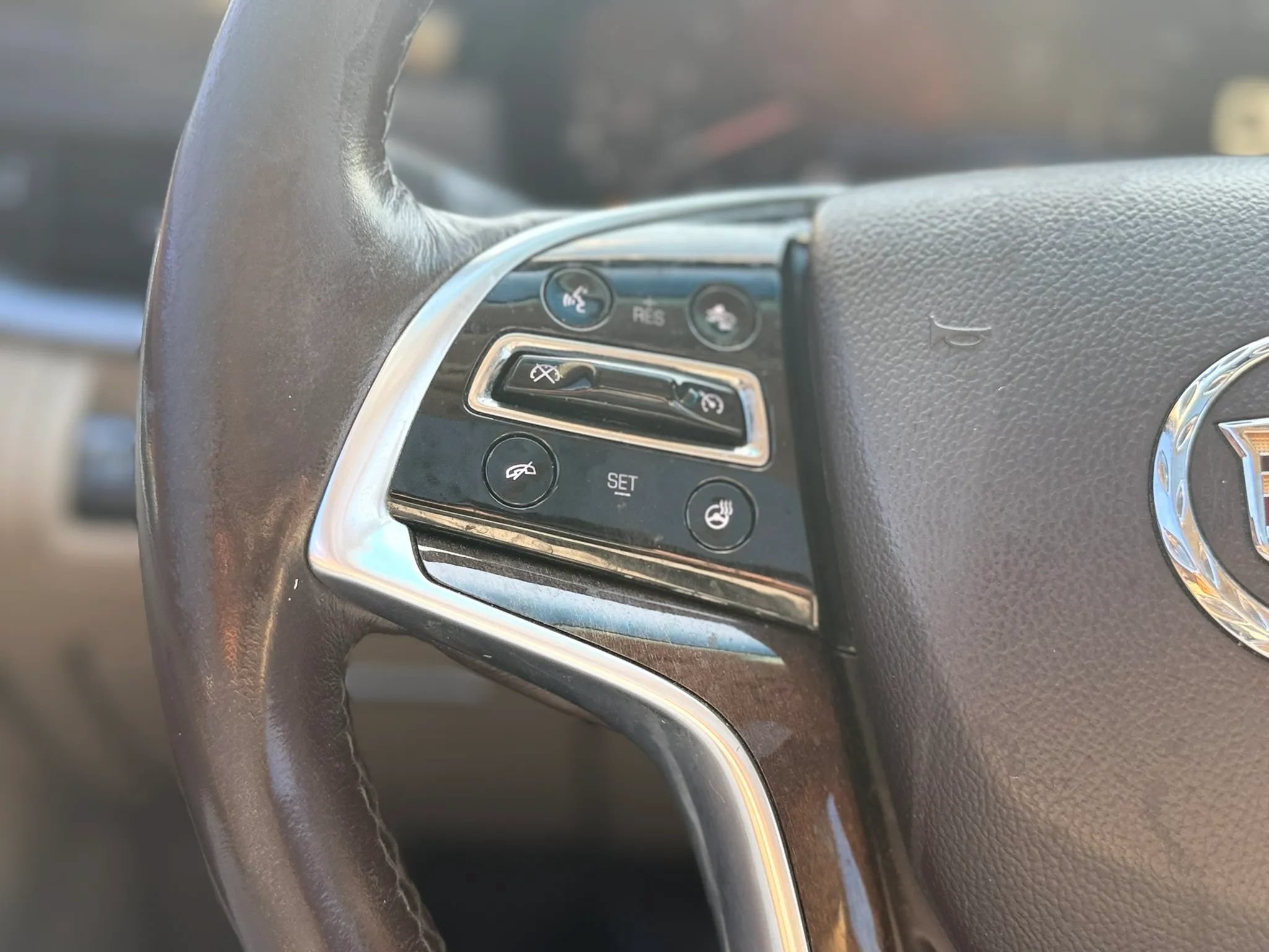 Used 2013 Cadillac XTS Premium FWD image 31