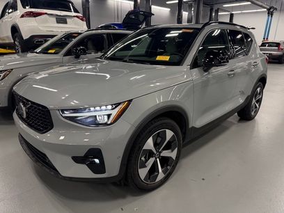 Used 2026 Volvo XC40 B5 Plus