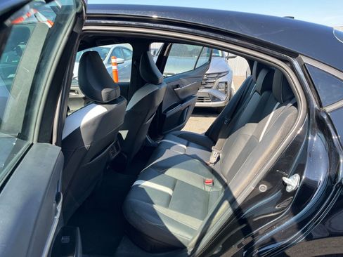 Used 2025 Toyota Camry SE FWD image 25