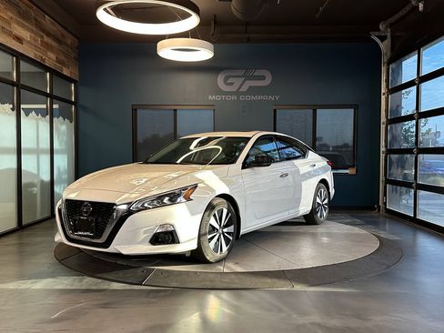 Used 2022 Nissan Altima 2.5 SL AWD/4WD image 7