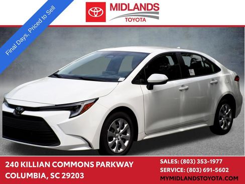 Used 2026 Toyota Corolla LE FWD image 1