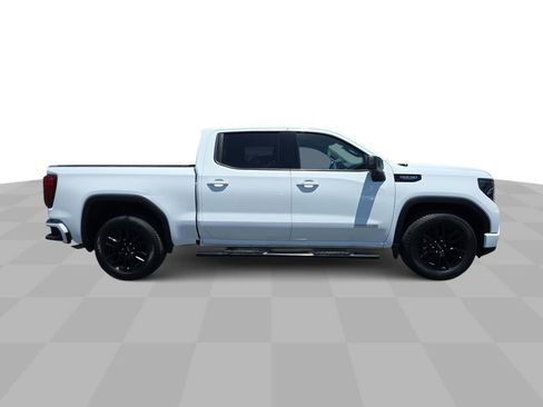 Used 2025 GMC Sierra 1500 Elevation w/ Preferred Package RWD image 9