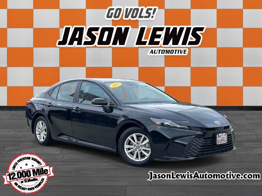 Used 2025 Toyota Camry LE FWD image 1