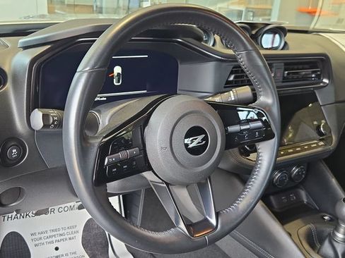 Certified 2025 Nissan Z Performance w/ Floor Mat Package RWD image 6