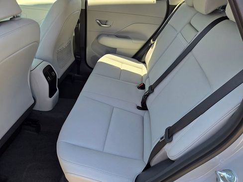 New 2026 Hyundai Kona Limited FWD image 8