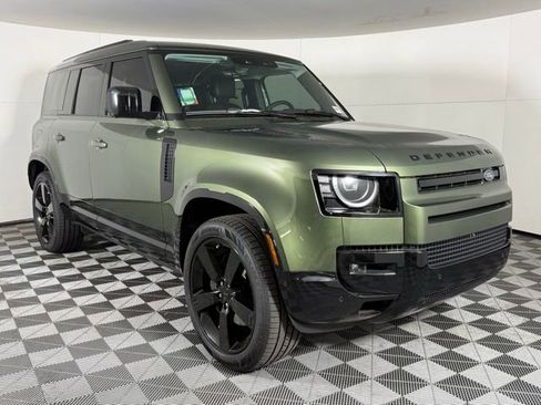 New 2026 Land Rover Defender 110 X-Dynamic SE AWD/4WD image 10