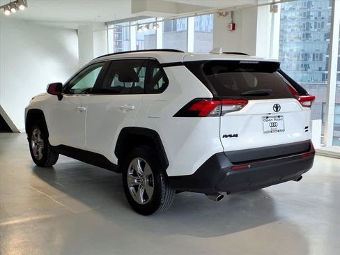 Used 2023 Toyota RAV4 XLE image 6