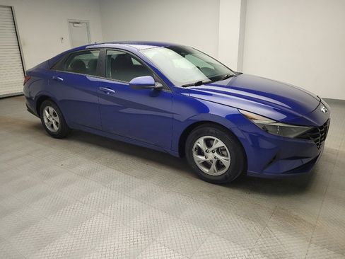 Used 2023 Hyundai Elantra SE image 11