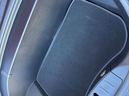 Used 2019 Tesla Model 3 Performance image 27