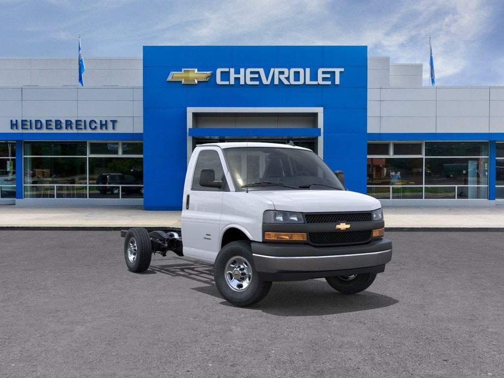 New 2026 Chevrolet Express 3500 w/ Power Convenience Package RWD image 1