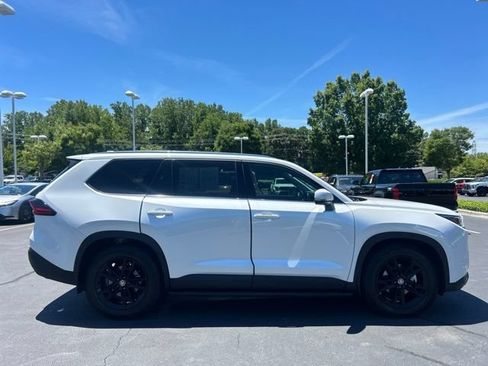 Used 2026 Toyota Grand Highlander AWD image 5
