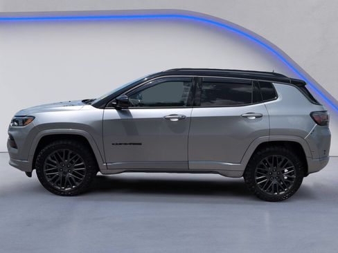 Used 2022 Jeep Compass High Altitude AWD/4WD image 12
