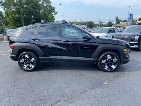Certified 2024 Hyundai Kona SEL w/ Convenience Package AWD/4WD image 2