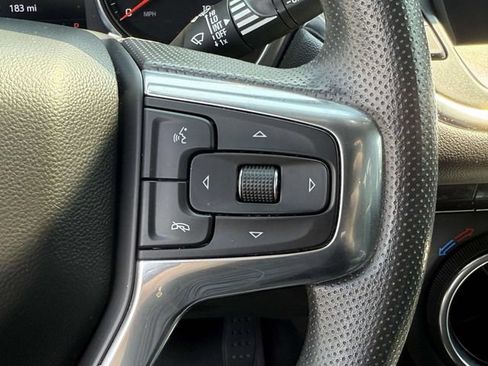 Used 2023 Chevrolet Blazer LT AWD/4WD image 18