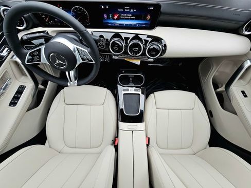 New 2026 Mercedes-Benz CLA 250 4MATIC image 27