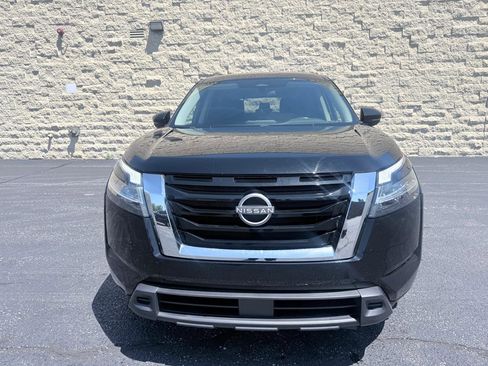 Used 2022 Nissan Pathfinder SV AWD/4WD image 8