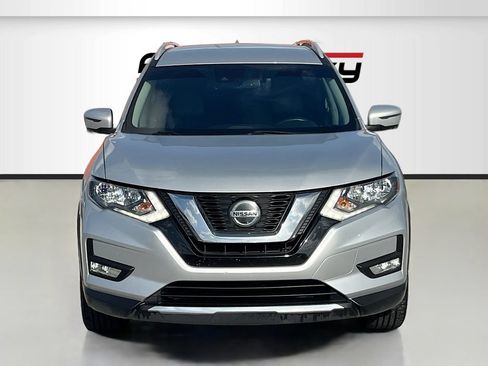Used 2019 Nissan Rogue SL FWD image 2