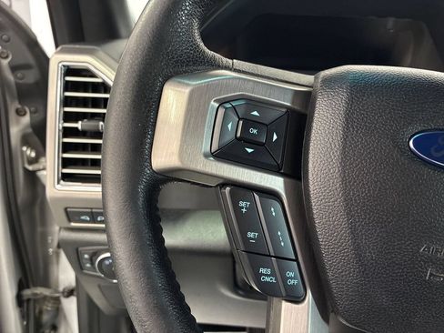 Used 2015 Ford F150 Platinum w/ Equipment Group 701A Luxury AWD/4WD image 11