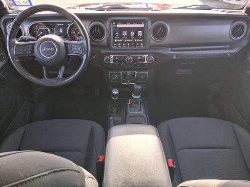 Used 2022 Jeep Wrangler Unlimited Sport AWD/4WD image 8