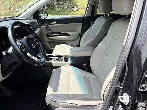 Used 2020 Kia Sportage EX w/ EX Technology Package AWD/4WD image 11