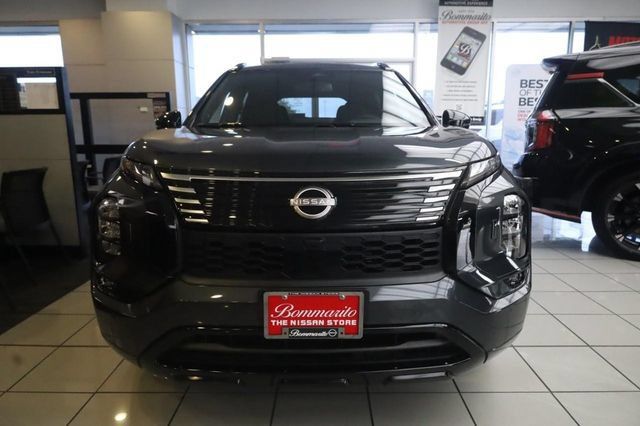 New 2026 Nissan Rogue Platinum AWD/4WD image 3