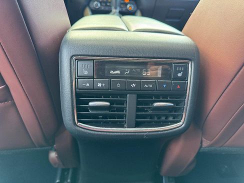 Used 2019 MAZDA CX-9 Signature AWD/4WD image 12