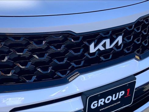 Used 2023 Kia Sorento SX FWD image 30