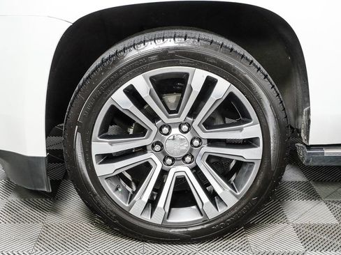 Used 2020 GMC Yukon Denali w/ Denali Ultimate Package image 40