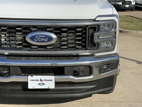 Used 2024 Ford F350 Lariat w/ FX4 Off-Road Package image 10