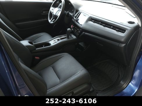 Used 2022 Honda HR-V EX-L image 40