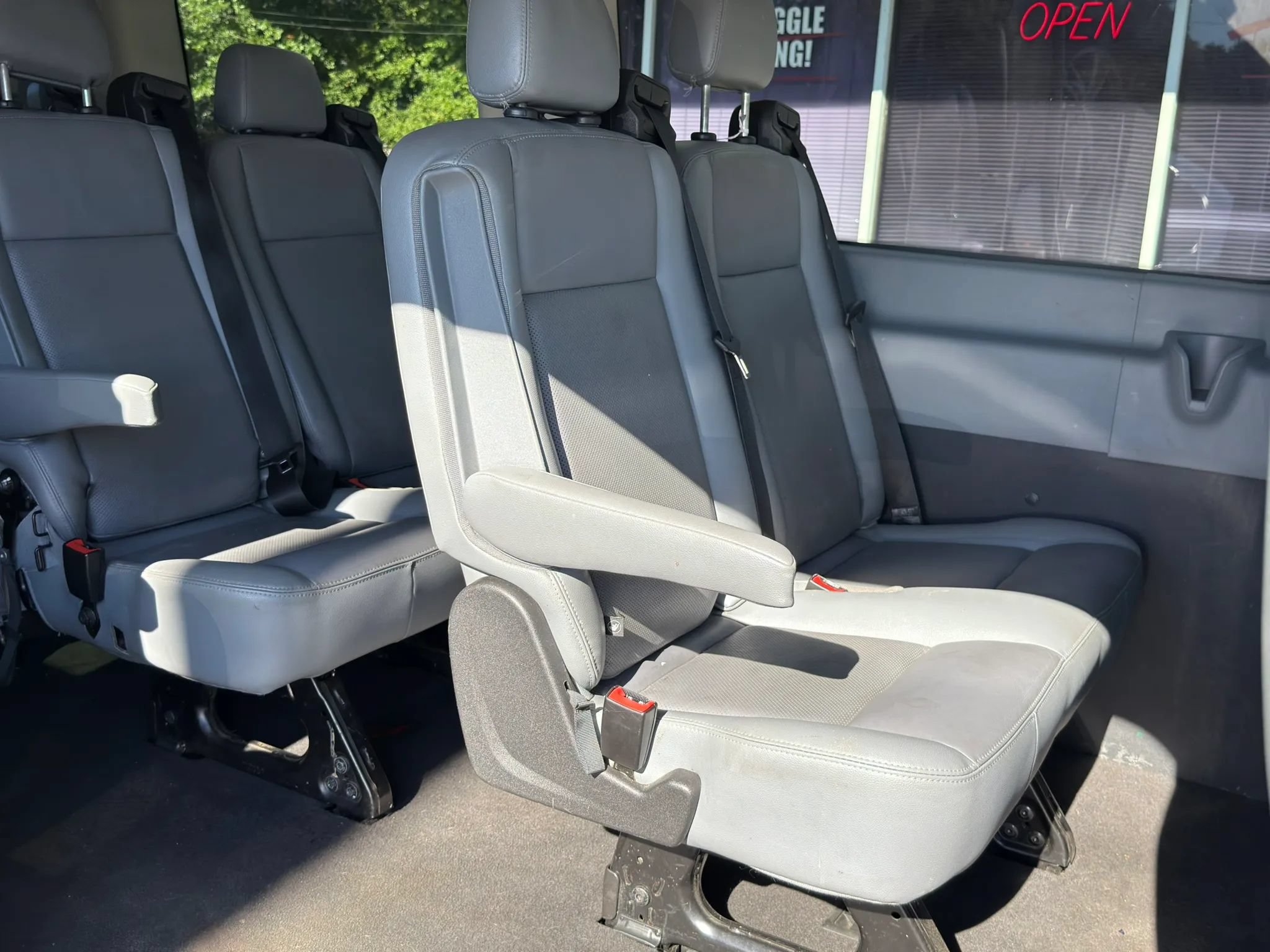 Used 2016 Ford Transit 150 XLT RWD image 17