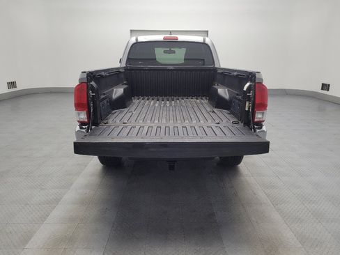 Used 2017 Toyota Tacoma SR5 image 29