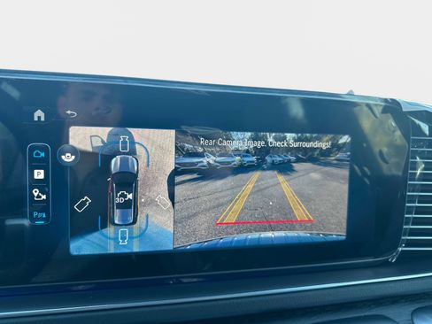 New 2026 Mercedes-Benz GLS 450 4MATIC image 23