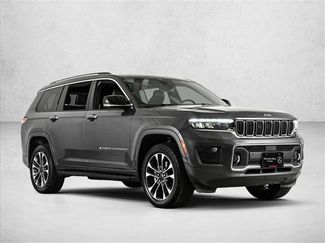 Used 2021 Jeep Grand Cherokee L Overland w/ Luxury Tech Group IV AWD/4WD video 3