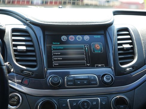 Used 2019 Chevrolet Impala LT FWD image 19