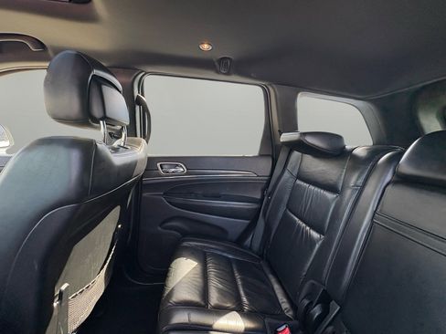 Used 2016 Jeep Grand Cherokee Limited image 31