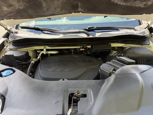 Used 2021 Honda Pilot Touring image 12