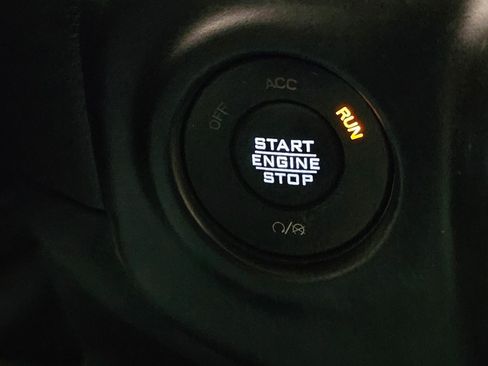 Used 2022 Jeep Wrangler Rubicon w/ LED Lighting Group image 31