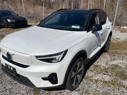 Used 2023 Volvo XC40 Recharge Plus