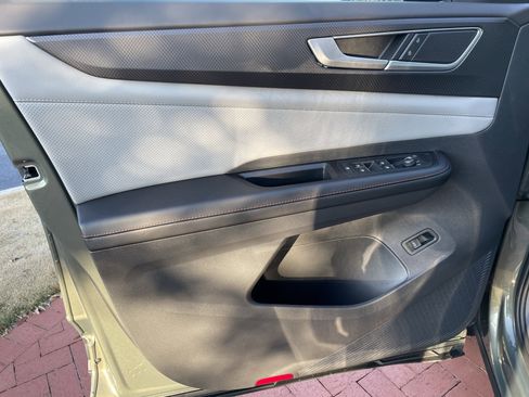 New 2026 Volkswagen Atlas Peak Edition AWD/4WD image 14