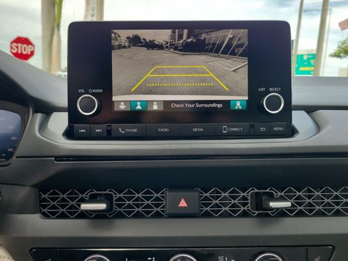 Used 2024 Honda Accord EX image 10